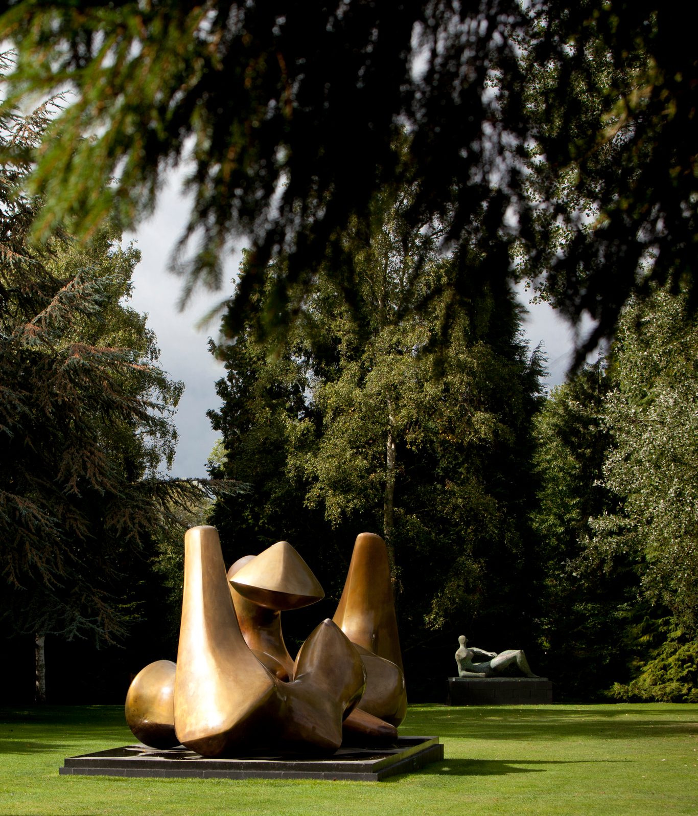 Henry Moore At Kew Gardens And Wakehurst 2026 Henry Moore Foundation henry-moore-monumental-nature-kew